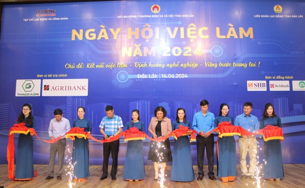 10.000 vị trí việc làm tại 'Ngày hội việc làm Đắk Lắk năm 2024'