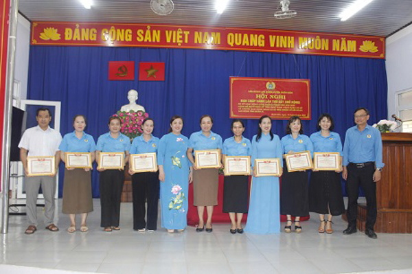 Liên đoàn Lao động huyện Buôn Đôn tổ chức Hội nghị sơ kết hoạt động công đoàn 6 tháng đầu năm 2025