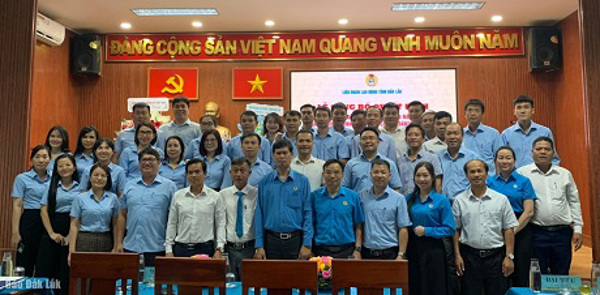 Ban hành kế hoạch tổ chức đại hội công đoàn các cấp