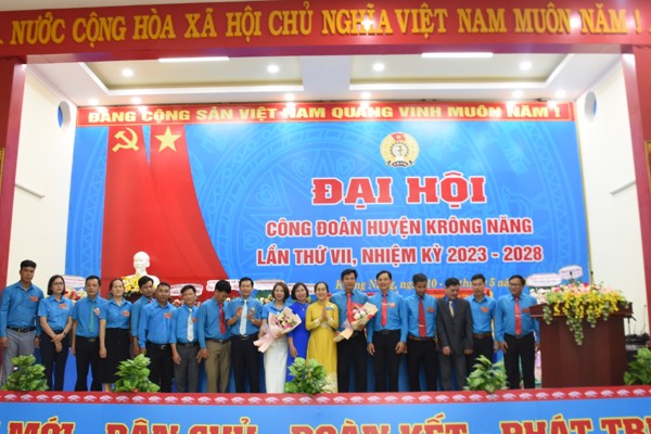 Đại hội Công đoàn tỉnh Đắk Lắk diễn ra vào ngày 3 và 4/11