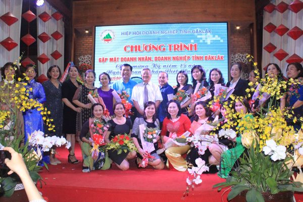 Ý nghĩa ngày Doanh nhân Việt Nam 13 tháng 10