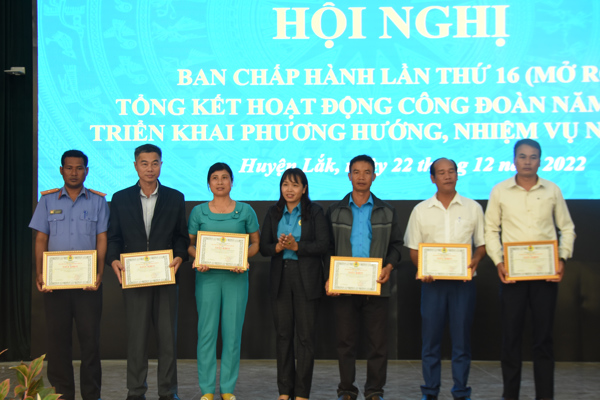Liên đoàn Lao động Lắk phấn đấu hoàn thành các chỉ tiêu năm 2023