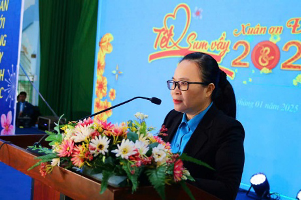Liên đoàn Lao động TP Buôn Ma Thuột  Trao hơn 2 ngàn suất quà cho đoàn viên công đoàn, người lao động đón tết