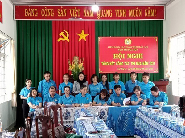 Cụm thi đua số 2 LĐLĐ tỉnh Đắk Lắk tổ chức Hội nghị tổng kết phong trào thi đua năm 2022.