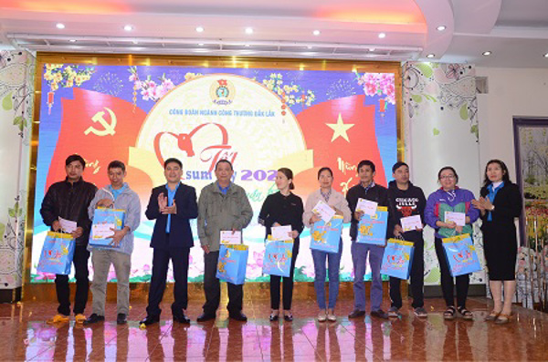 Công đoàn Ngành Công Thương đẩy mạnh công tác chăm lo việc làm, đời sống cho đoàn viên, người lao động nổi bật trong nhiệm kỳ 2017-2023