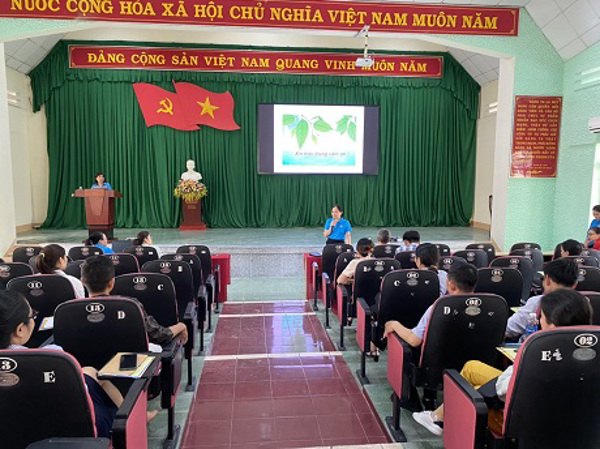Tuyên truyền, đối thoại Pháp luật lao động, BHXH, BHYT.. cho gần 160 đoàn viên, người lao động tại thuộc LĐLĐ Buôn Ma Thuột