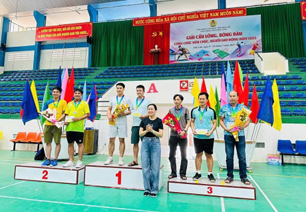 Công đoàn Viên chức tỉnh Tổ chức giải cầu lông, bóng bàn trong công chức, viên chức, người lao động năm 2025