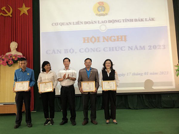 Hội nghị cán bộ, công chức Cơ quan LĐLĐ tỉnh năm 2023,  tổng kết công tác công đoàn năm 2022