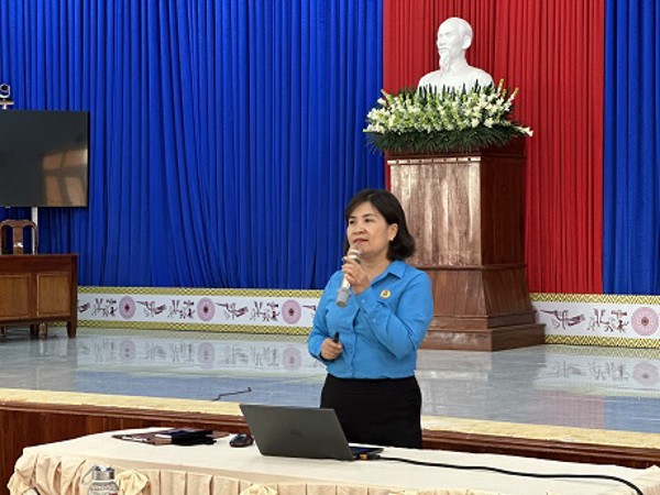 Hội nghị tuyên truyền, đối thoại Luật BHXH, BHYT, pháp luật lao động trong công nhân lao động, cán bộ Công đoàn cơ sở năm 2023