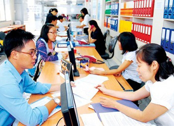 Lương cơ sở được điều chỉnh tăng 1,8 triệu đồng/tháng từ 1-7-2023 thì mức đóng BHXH của người lao động cũng sẽ tăng theo