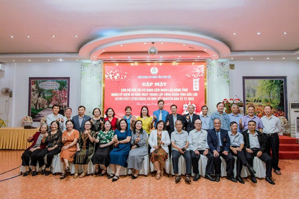 LĐLĐ tỉnh Đắk Lắk tổ chức Chương trình gặp mặt cán bộ hưu trí nhân kỷ niệm 48 năm ngày thành lập Công đoàn tỉnh Đắk Lắk (27/01/1977-27/01/2025) và đón Tết Nguyên đán Ất Tỵ năm 2025.